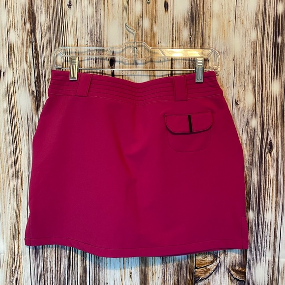 New Balance Skirt - Picture 2 of 5